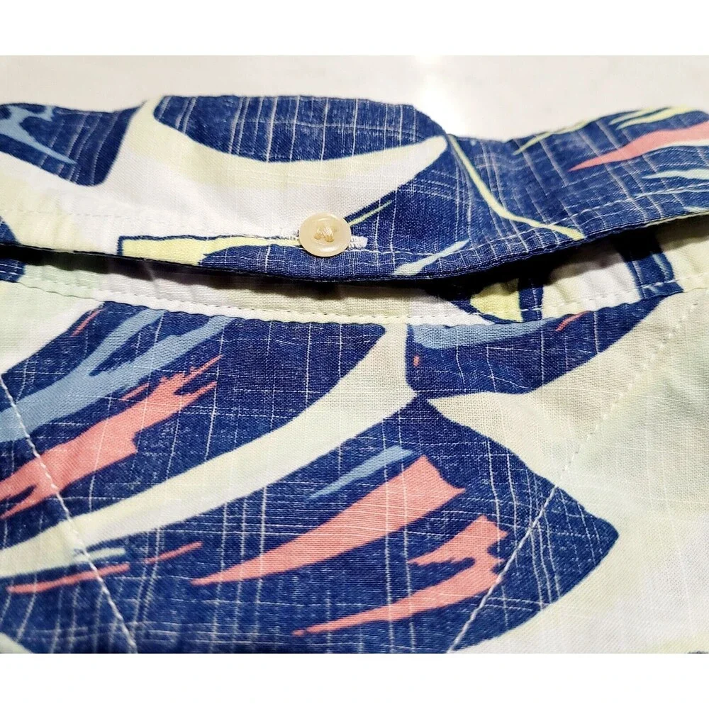 Tommy Hilfiger Custom Fit Hibiscus Button Up  Hawaiian Tropical Print XL NWOT - Picture 9 of 11